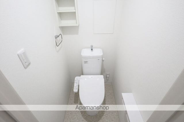 レヴィスタ茜部イーストの内装写真