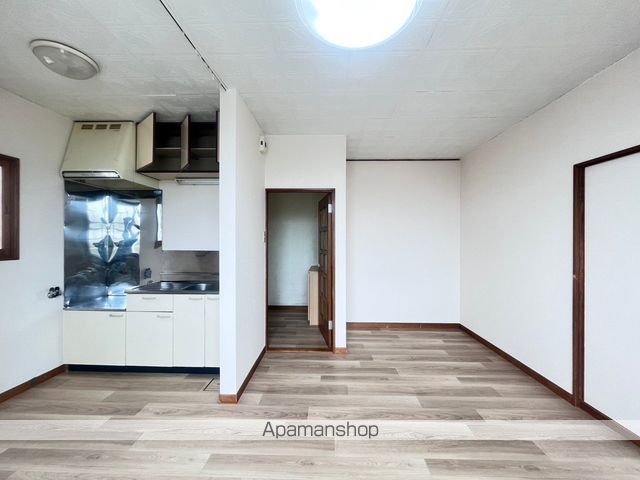 Shibukawa apartment シブカワアパートメントの内装写真