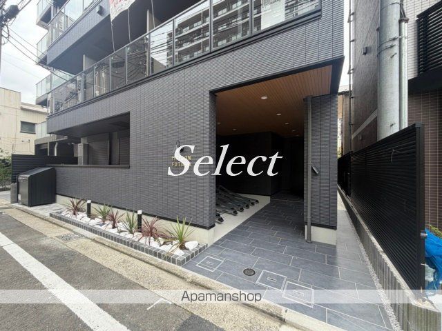MAISON FUTABAの玄関写真