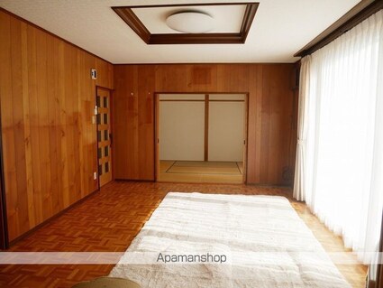 西川町５０３　貸家[4LDK/92.34m2]の内装1