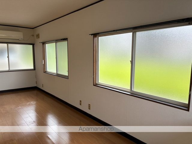 光ハイツ七日市1の内装写真