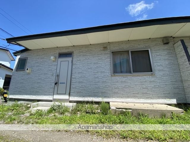 赤川1丁目17番1棟2戸の外観写真