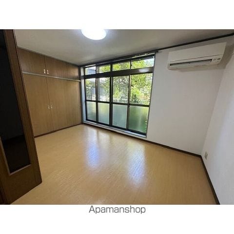 アーバンウェーブ岩成台の内装写真