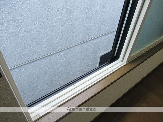 ウラナスAIの内装写真