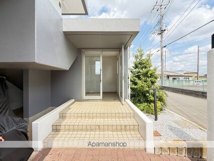 イッセイ壱番館[2K/39.6m2]のエントランス2