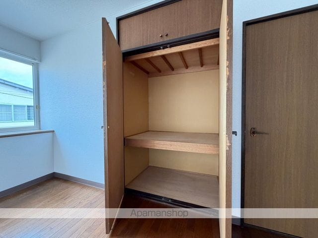 時任町9番貸家の内装写真