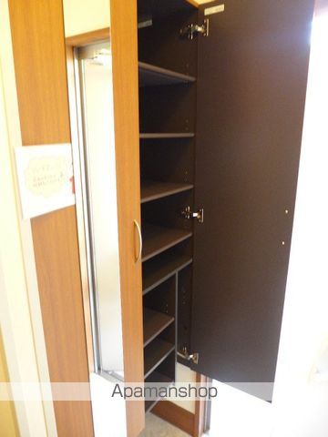 ピースタウン ガルの内装写真
