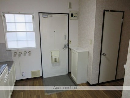 サンライフシティ西見前Ⅱ[2K/34.78m2]の玄関