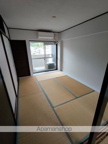 ビレッジハウス紀三井寺1号棟の内装写真