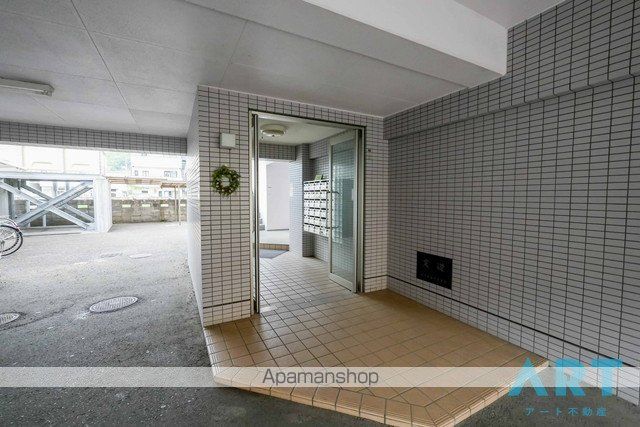 第2マンションふじの玄関写真
