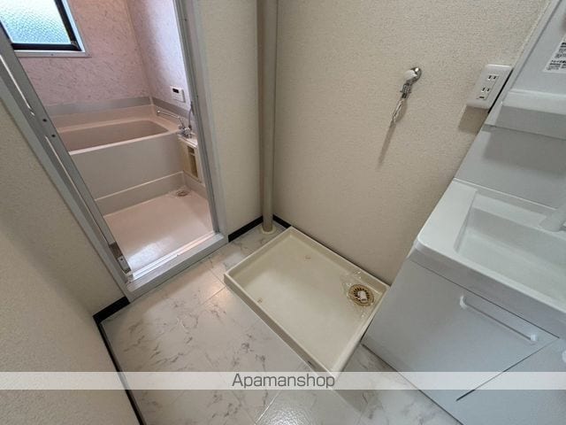 宮ノ脇マンションの内装写真