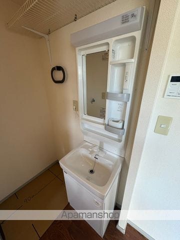 ファミール宮川D棟の内装写真