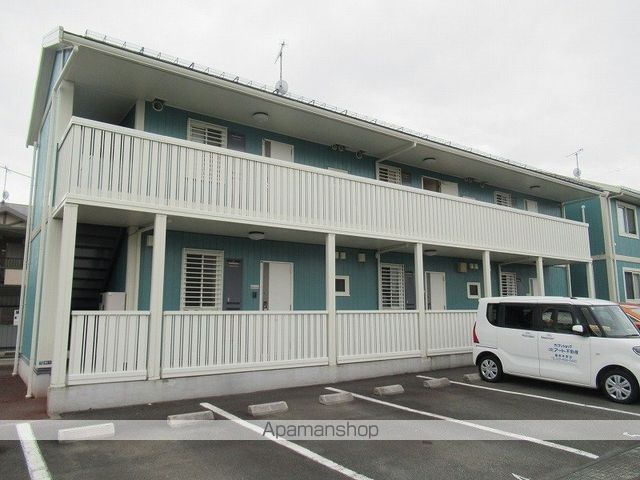 リビングタウン八日市場 A