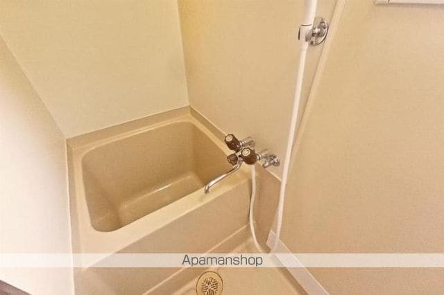 リバープール新田の内装写真