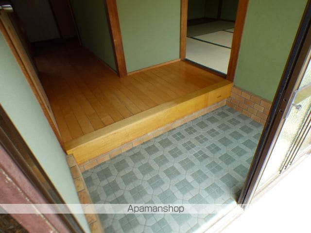 今治市 1階建 築41年の内装写真