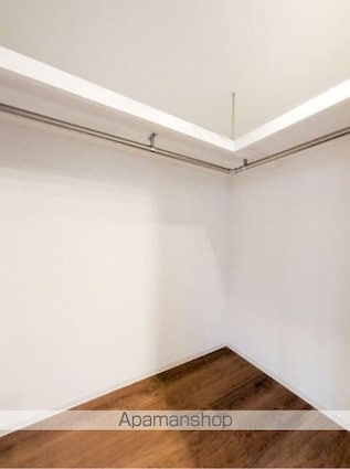 ＺＯＯＭ信濃町[2LDK/51.4m2]の収納