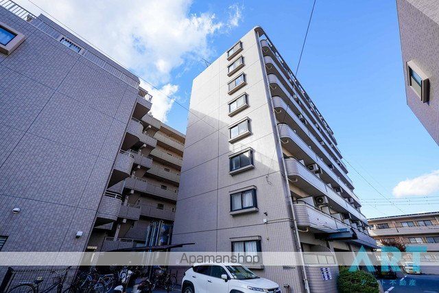ロイヤルコートIIの外観写真