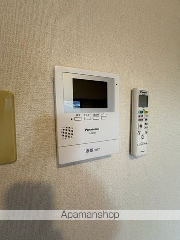 オリーブの内装写真
