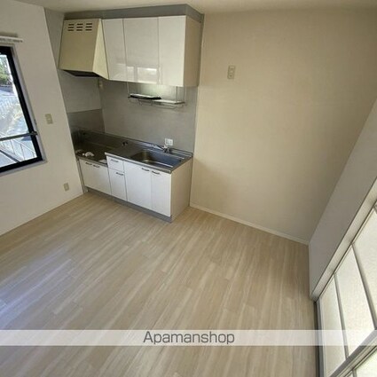 フレグランス高森ＡＢ[2K/43.54m2]の内装2