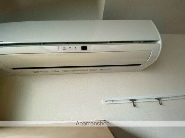ルームズ市谷A棟の内装写真