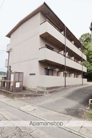 コーポレインボーの外観写真
