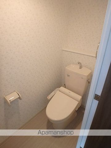 ELEVEHIGASHITEMMAの内装写真
