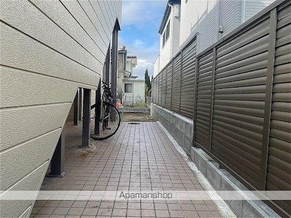 ティアラハウス松ヶ丘Ⅱ[1DK/29.83m2]のエントランス