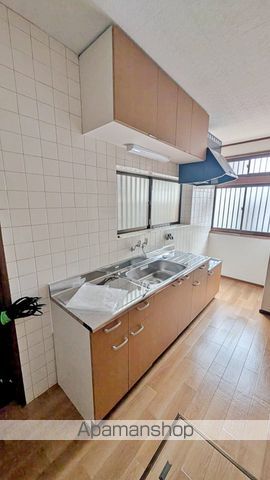 庄内栄町4−15−1の内装写真