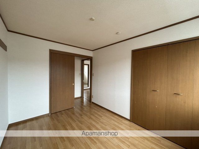コリーヌ メゾンの内装写真
