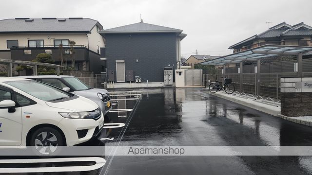 Zenisの外観写真