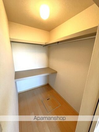 サンビレッジ松原[1LDK/50.71m2]の収納