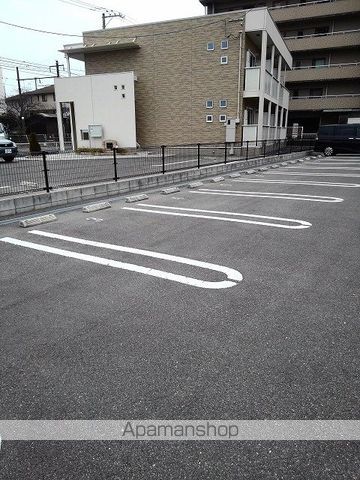 モダングランツFの内装写真