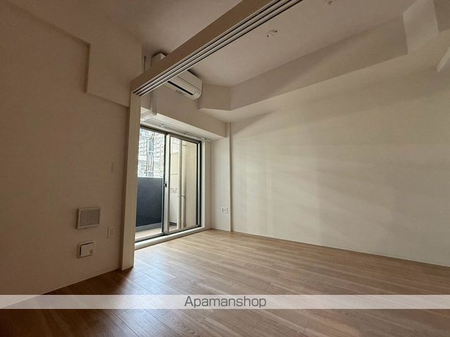 セレニテ谷町四丁目アリエの内装写真