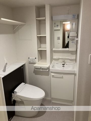 エストゥルースプラス田端の内装写真