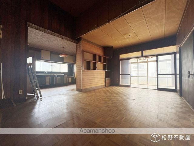 高松琴平電鉄琴平線 伏石駅 徒歩14分 2階建 築52年の内装写真