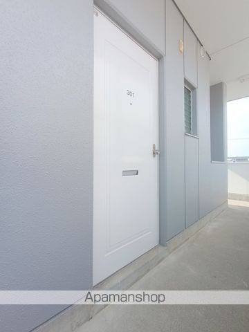 カレッジハイツひまわりの玄関写真