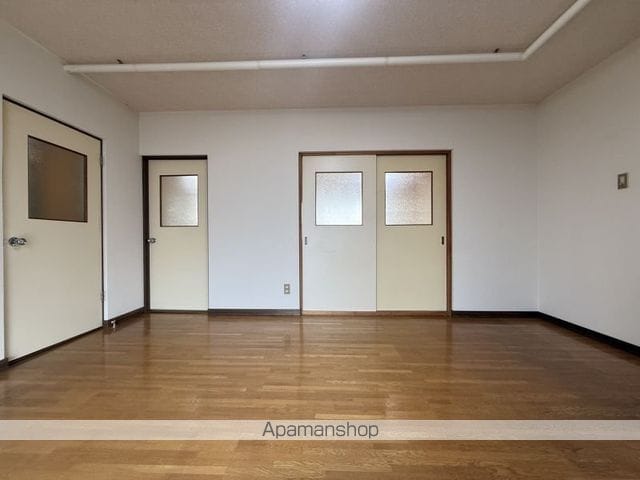 ハイツ友の内装写真