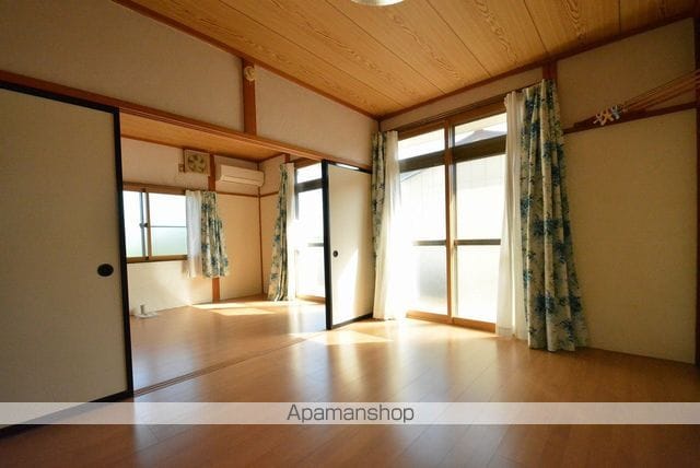 apartment 宮城県宮城郡松島町高城字帰命院下一15-14
高城の賃貸情報を見る
物件地図