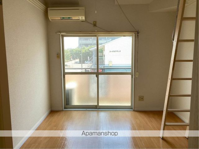 ロイヤル錦町の内装写真