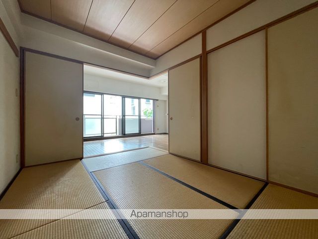 豊中春日町パークハウスの内装写真