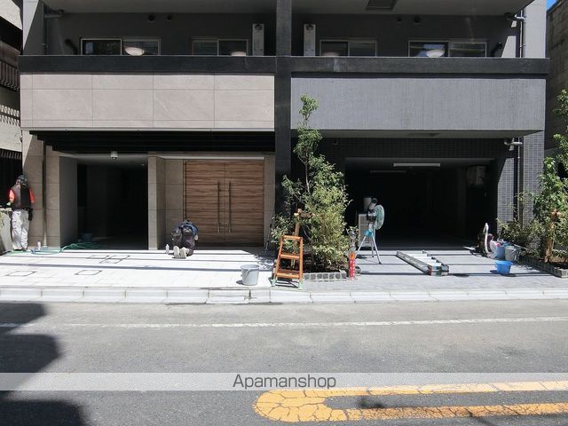 メインステージ浅草IIIの玄関写真