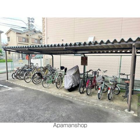 やすいコーポの玄関写真
