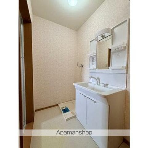 諏訪壱番館の内装写真