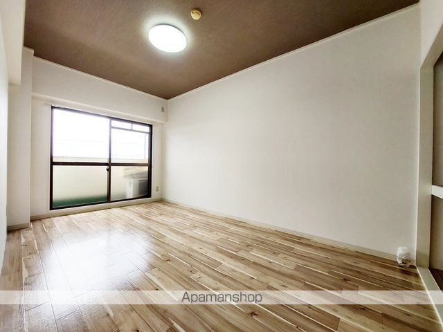 オクトワール松山土居田西館の内装写真