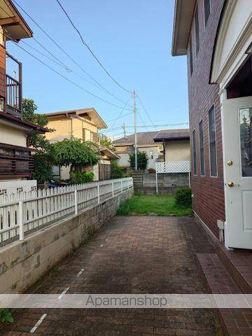 多摩モノレール 泉体育館駅 徒歩18分 2階建 築29年の玄関写真