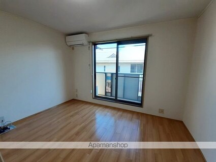 ファミール石芝[1K/24m2]のリビング・居間