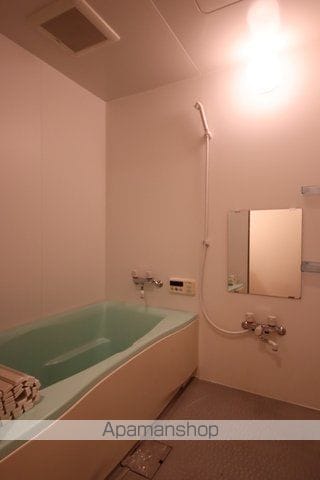 箕面バザーノースB棟の内装写真