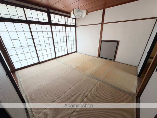 徳永保友様貸家の内装写真