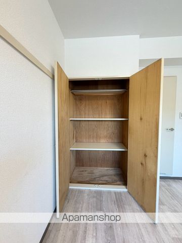 グランデール麻里布の内装写真