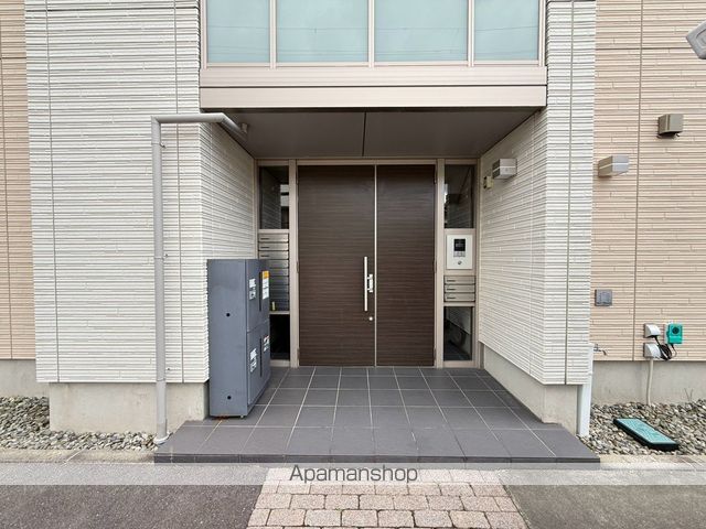 シャーメゾンSUMONの玄関写真